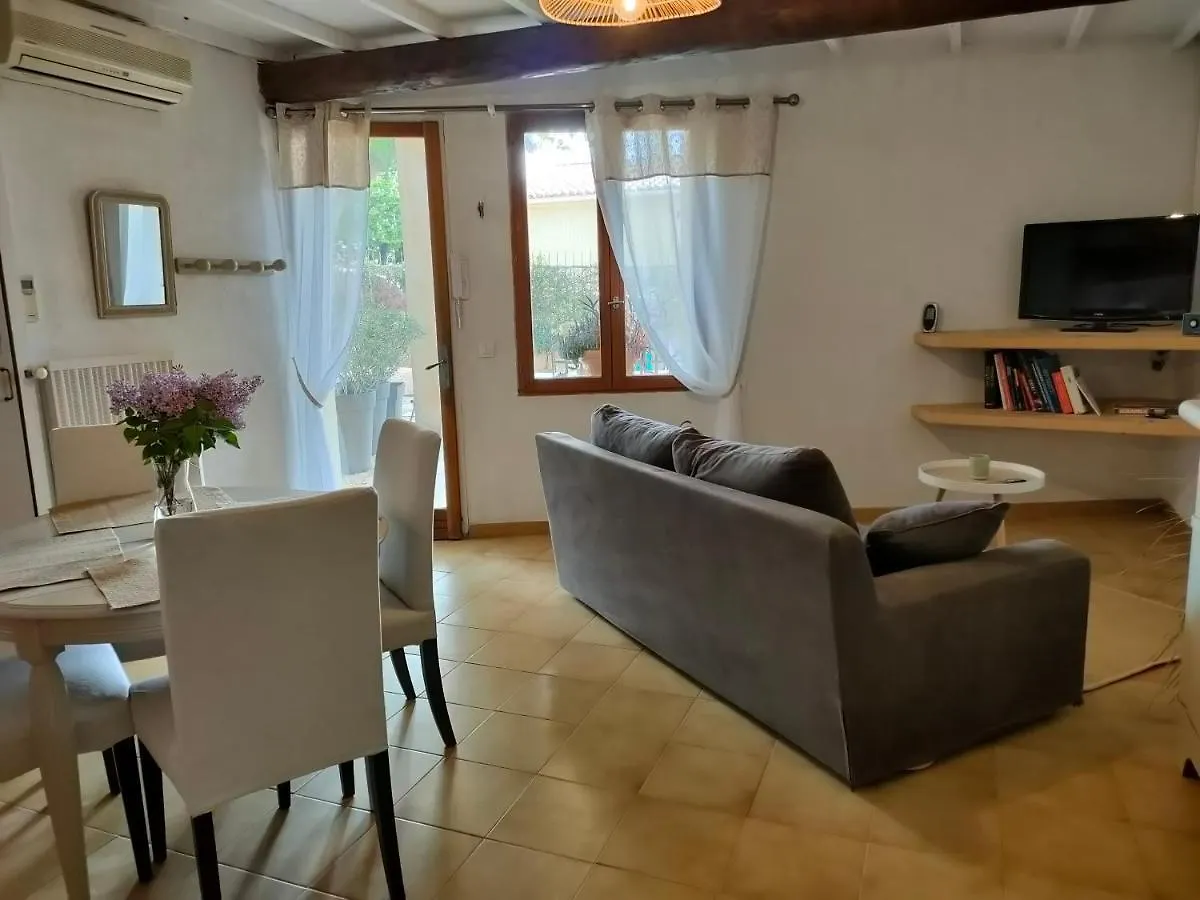 La Maison D'Yvette Le Barroux Apartment